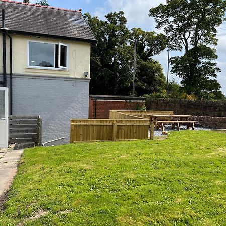 Barnston House - Heswall - Spacious Homely Holiday Home By Rework Accommodation מראה חיצוני תמונה