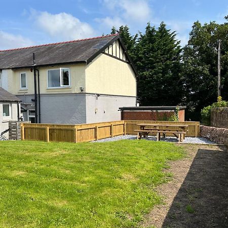 Barnston House - Heswall - Spacious Homely Holiday Home By Rework Accommodation מראה חיצוני תמונה